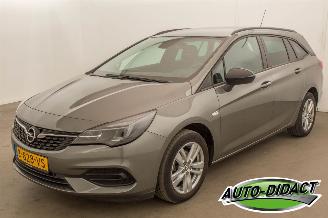 damaged commercial vehicles Opel Astra Sport Tourer 1.2 Edition 2021/3